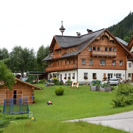 Holdhof Farm stay